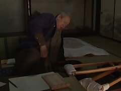 HQIS-063 Sizzling Seductress Reveals Her Secrets-Legs Spread Wide