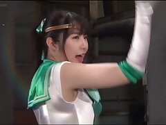 GHNU67_01 Sultry MILF Teases Pussy with Green Micro Vibrator Delight