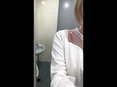 m20 Shy Teen's Secret Muff Revealed-An Intimate Upskirt Encounter