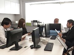 RKI-698 Behind-the-Scenes-Doctor's Ecstatic Encounter in the Exam Room!