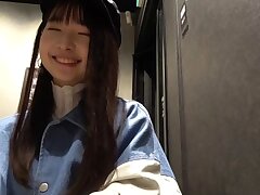 702NOSKN-046 Forest Maniac's Urge-An Intense Outdoor Pee Adventure in Nature