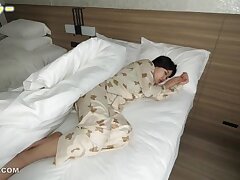 FC2-PPV-3199782 Powerful Stud Intensely Pleasures Curvy Beauty with Massive Endowment