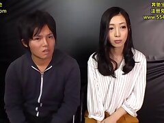 HJMO-381 Teen's Steamy Solo-Teasing Shaven Pussy with Dildo Delightfully