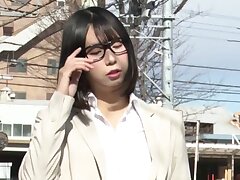 THZ97_01 Erika Kurisu's Red Stocking Seduction-Unforgettable Blowjob Ecstasy