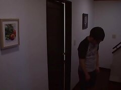 IPZ-515 Curious Japanese Student Discovers Passion in Hot Teacher Encounter