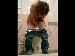 15276735 Tiny Temptress-Petite Japanese Beauty Loves Young Man's Passion