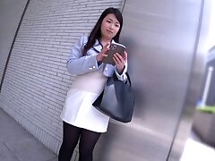 p_tanbou_120 Tiny Temptress Reveals Her Irresistible Curves in Live Cam Show